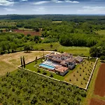 Vila Don Giordano Excelsior - Luxe Tuscan Palace *