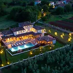 Don Giordano Excelsior - Luxe Tuscan Palace Vila *