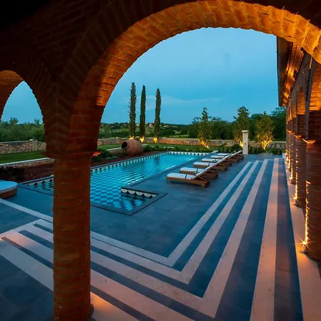 Villa Don Giordano - Managed By Excelsior Villas * Ferenci